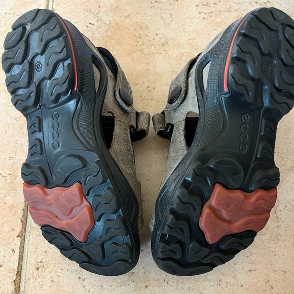 Ecco boys sandals size EU29 - Picture 2 of 2